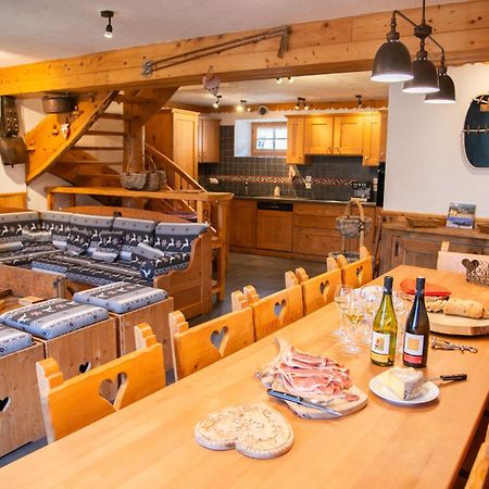 サン・マルタン・ド・ベルヴィル Chalet De Charme 13 Personnes Avec Sauna Ski O Piedsヴィラ エクステリア 写真