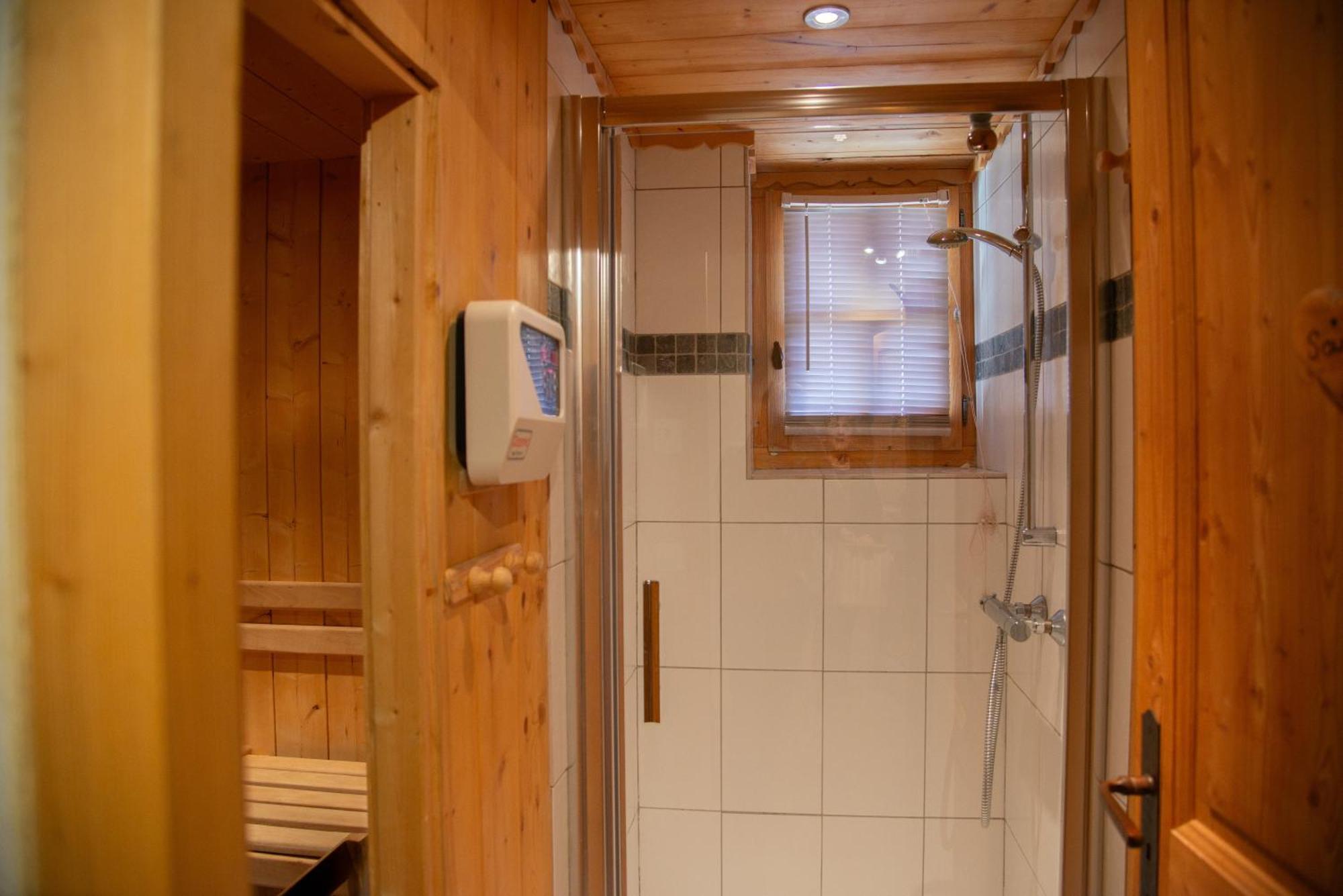 サン・マルタン・ド・ベルヴィル Chalet De Charme 13 Personnes Avec Sauna Ski O Piedsヴィラ エクステリア 写真