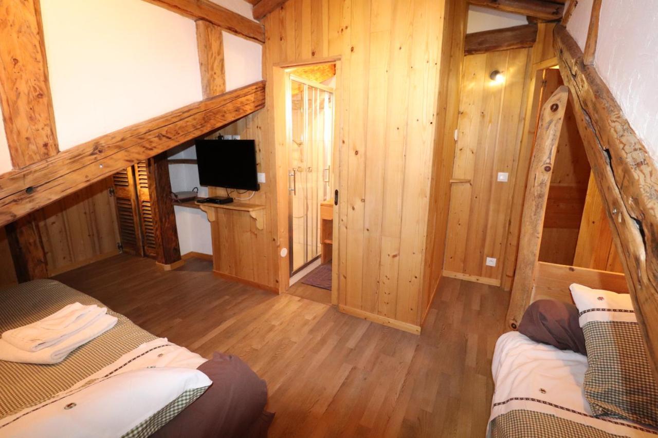 サン・マルタン・ド・ベルヴィル Chalet De Charme 13 Personnes Avec Sauna Ski O Piedsヴィラ エクステリア 写真